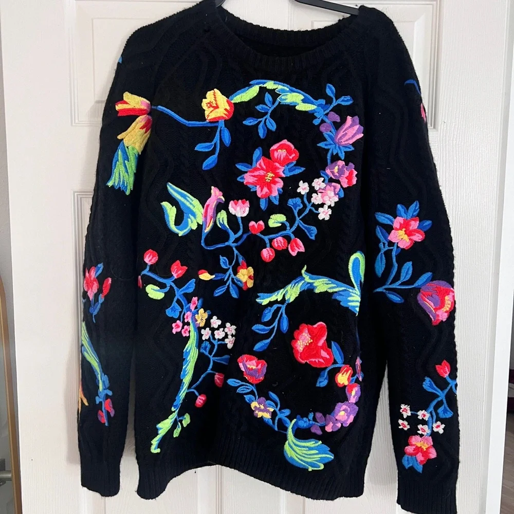 Black Floral Crew & Scoop Necks Sweater - Picture 1 of 5